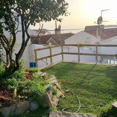 Bom - Private For Pilgrims Vandrerhjem